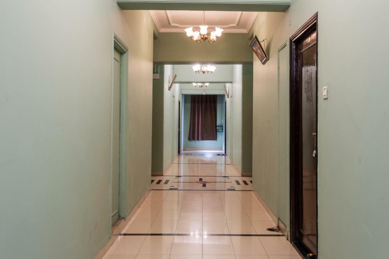 Oyo 38142 Girdhar Mahal Hotel Indore Exterior foto